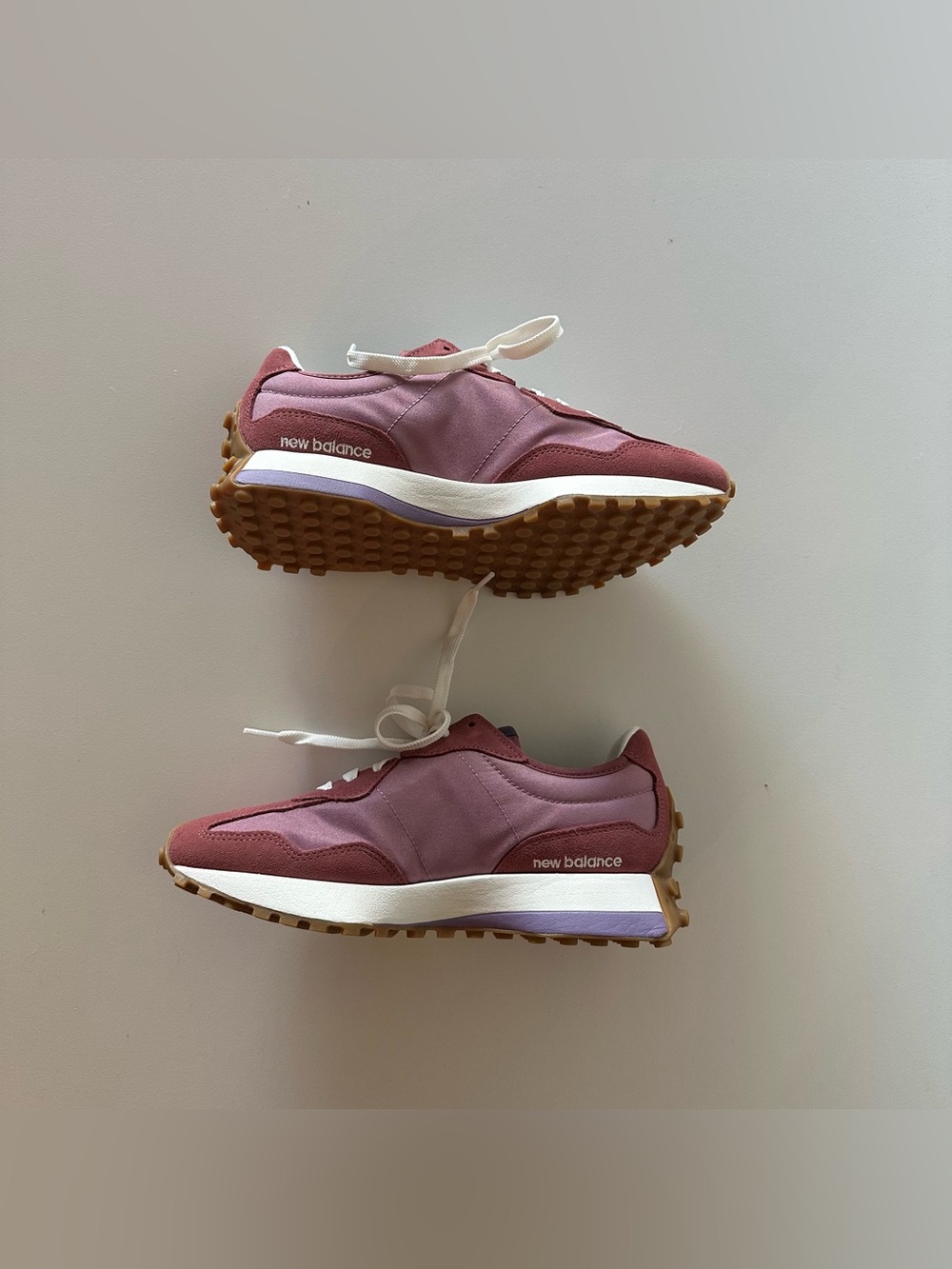 New Balance 327 Rose Violet Sneakers Women’s 8.5 Mauve Athletic Shoes 

New with - Picture 3 of 7